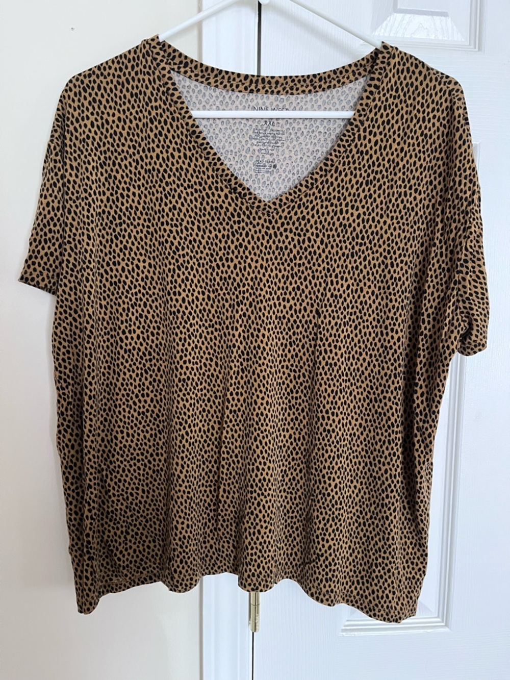 Women’s Nine West V-Neck Short Sleeve Top - Brown/Black animal print size XXL